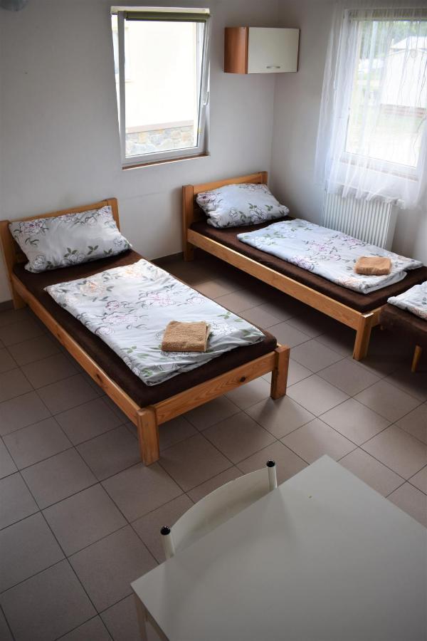 Marina Tynec N. L. - Kemp Tynec nad Labem Luaran gambar
